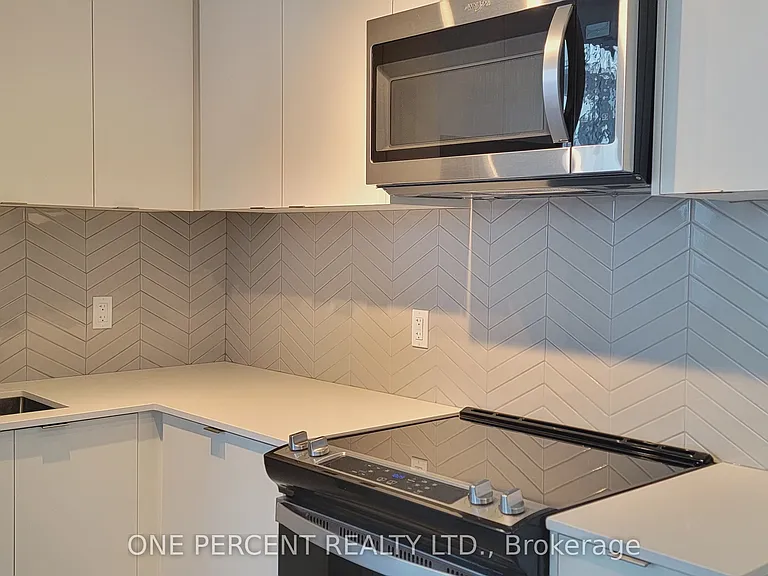 1612 Charles St #136-C — Photo 11