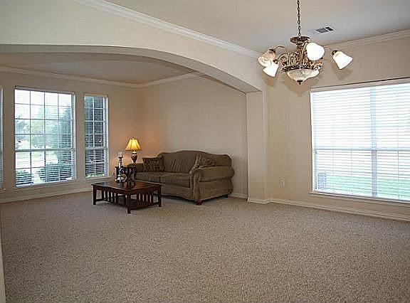 2nd image of 4009 Chainhurst Dr