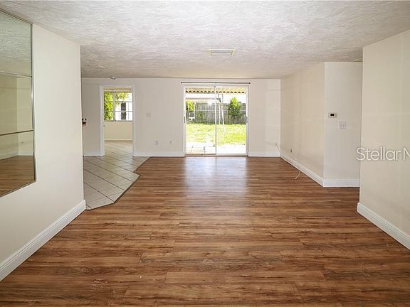 5th image of 3525 Hoover Dr
