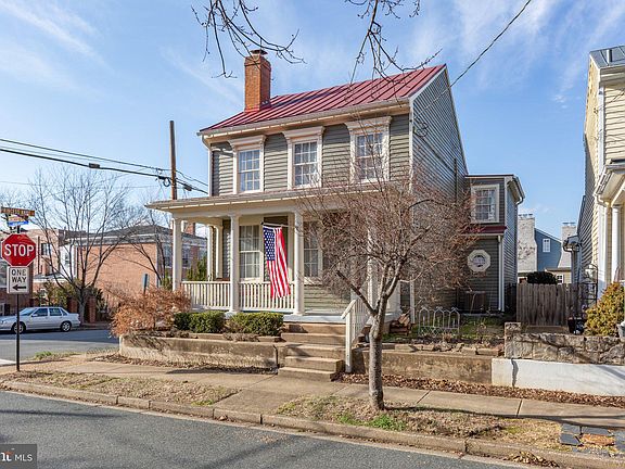 4th image of 209 Princess Elizabeth St