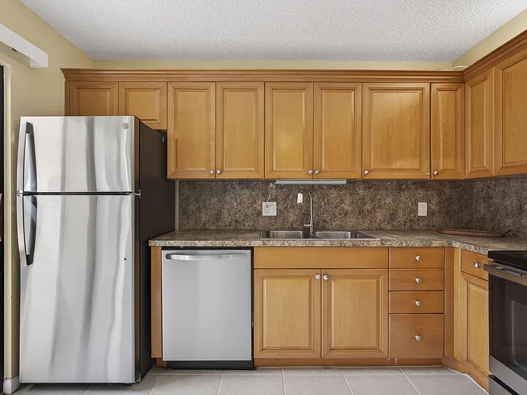 3345 Meridian Way N #C — Photo 19