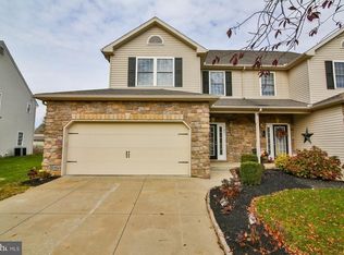 7691 Racite Rd, Macungie, PA 18062