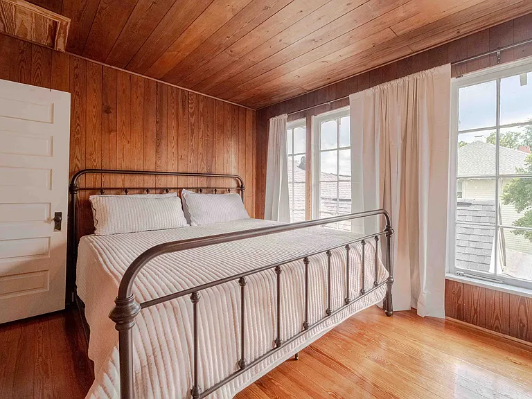 1435 Johns Rd — Photo 29