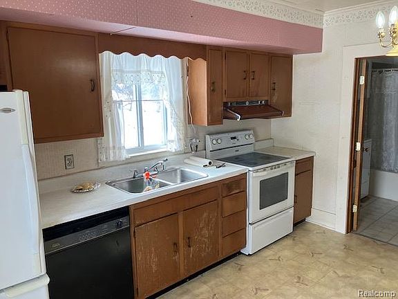 4th image of 52 Carrington St