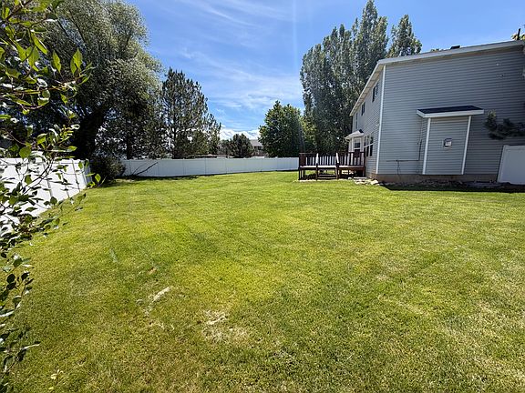 5th image of 163 Skyline Dr