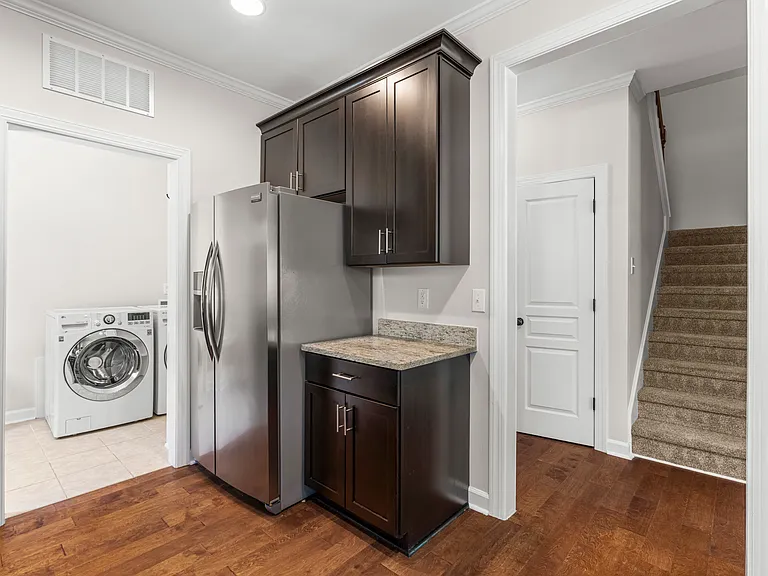 1720 Arrowhead Dr — Photo 11