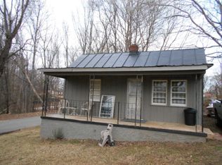 1216 Hickory St, Martinsville, VA 24112