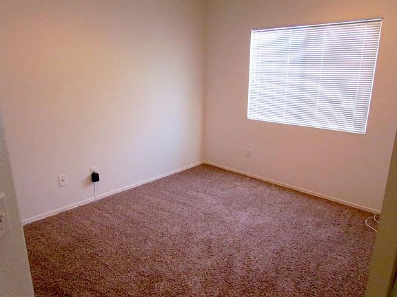 4th image of 13172 Bassett Dr