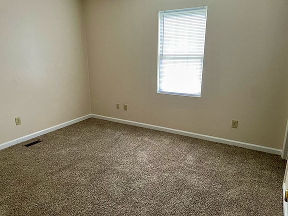 4th image of 1125 Linwood Ave
