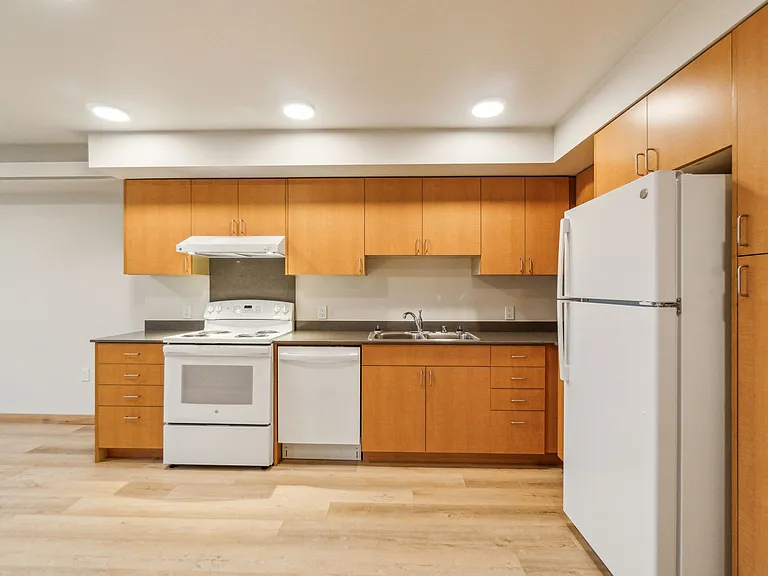 Bryant Manor Phase I — Photo 33