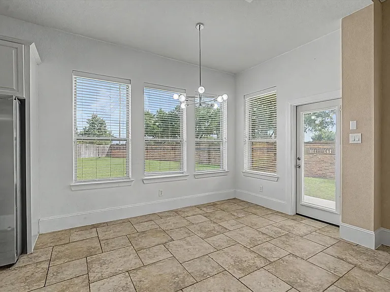 27123 Camirillo Creek Ln — Photo 13