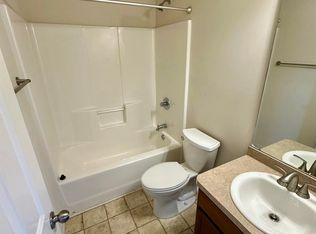 2020 Rambling Rose Ln, Mishawaka, IN 46544