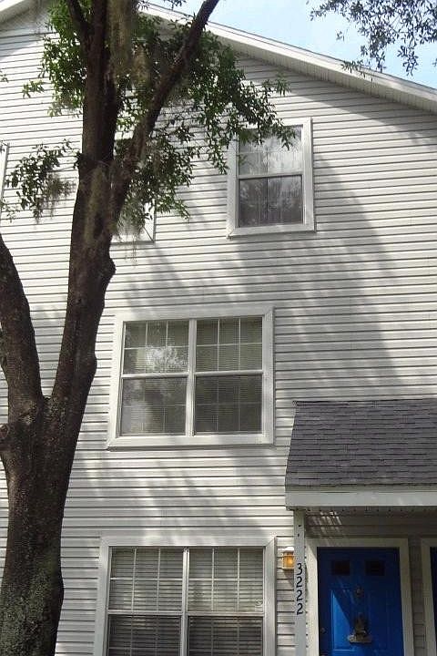 1st image of 3222 Valley Oaks Dr