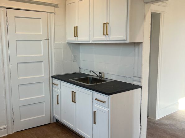 790 S 18th St APT 1