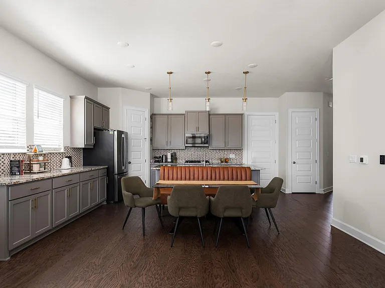 4904 Escape Rivera Dr — Photo 11