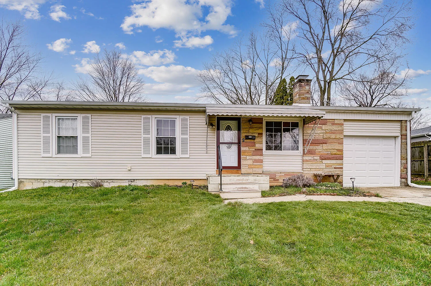 2208 Sunnyland Blvd photo 1