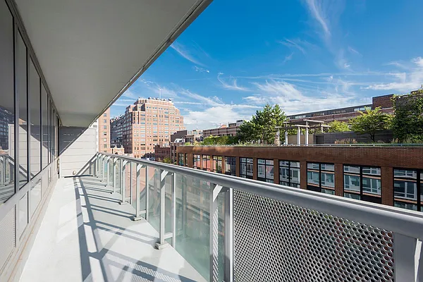 Rented by Compass | media 19