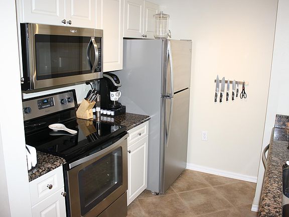 3rd image of 5655 Bentgrass Dr Unit 301
