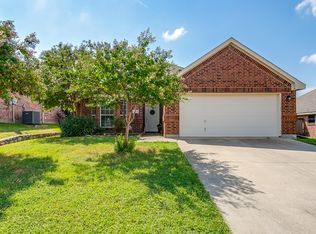 10413 January Cir, Benbrook, TX 76126