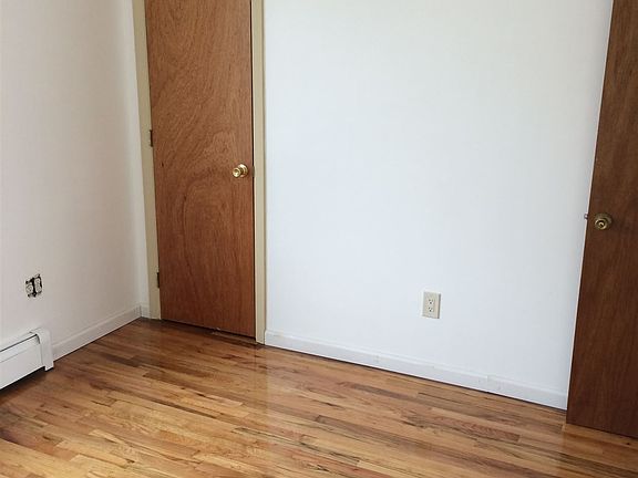 3rd image of 761 Snediker Ave #1