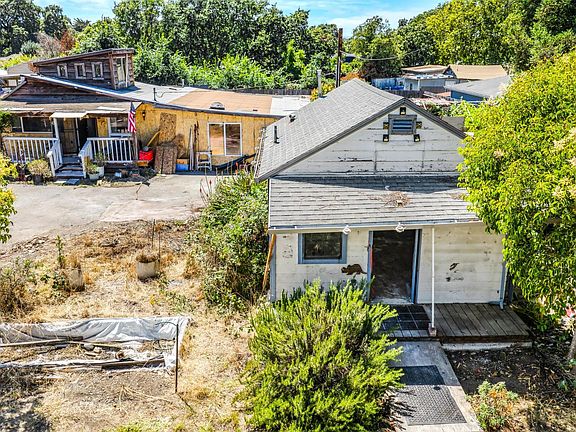3rd image of 1129 Fresno Avenue
