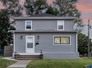 6423 Maple St, Omaha, NE 68104