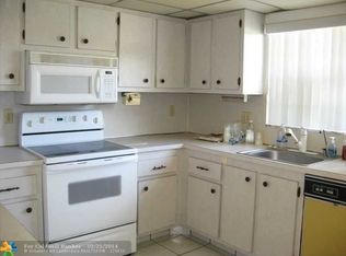 2321 SW 81st Ter, North Lauderdale, FL 33068