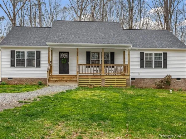 153 Fox Run Forest Ln, Beaverdam, VA 23015