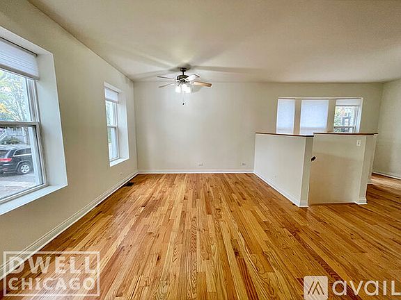 4th image of 2135 W Ainslie St #1