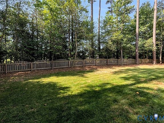 4th image of 5400 Elmwood Forest Ct