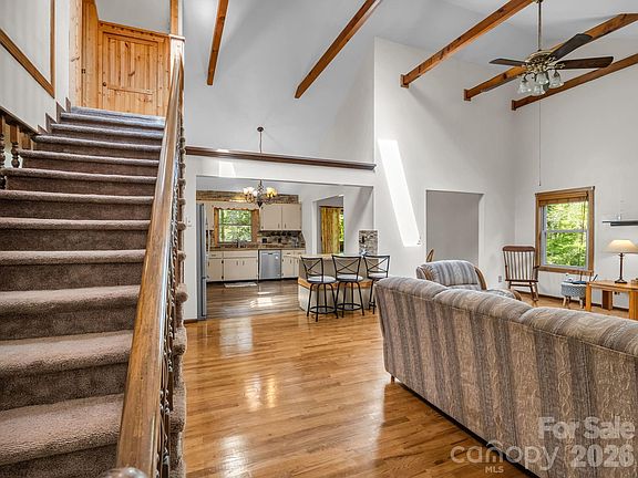 2nd image of 111 Buckeye Rd