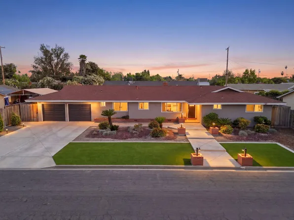 365 E Sycamore Drive, Hanford, CA 93230
