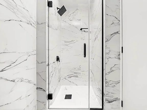 4th image of 186 Bleecker St #8
