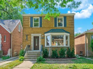 10010 S Eberhart Ave, Chicago, IL 60628