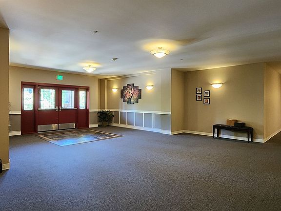 2nd image of 1736 10th Ave NE #C103