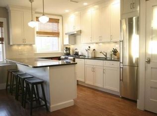 2 Union Park St APT 4, Boston, MA 02118