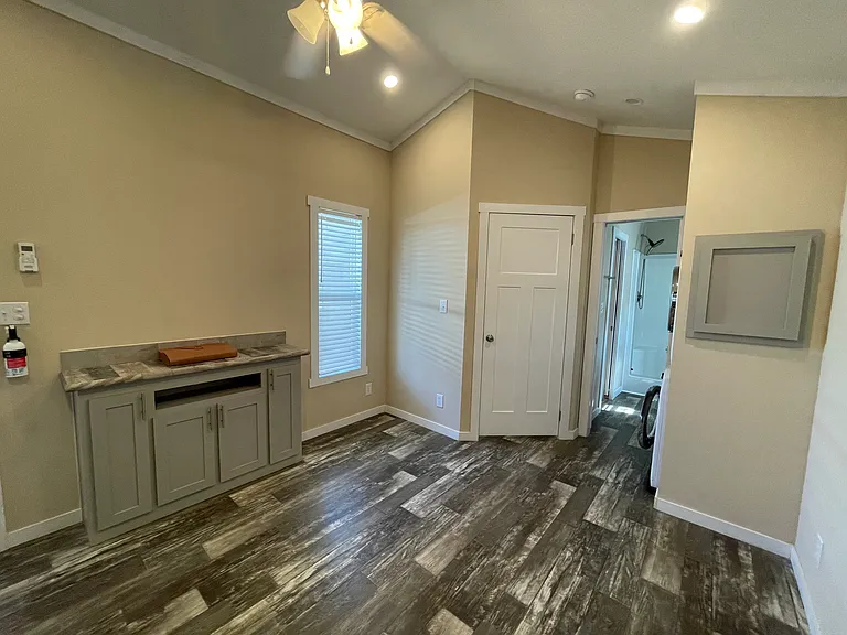 2118 N Florida Ave #24 — Photo 4