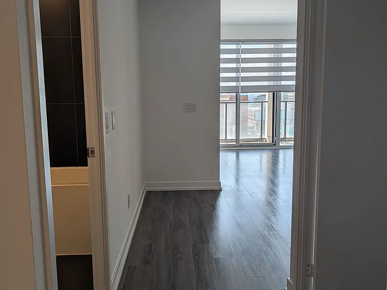 20 Edward St #2212 — Photo 2