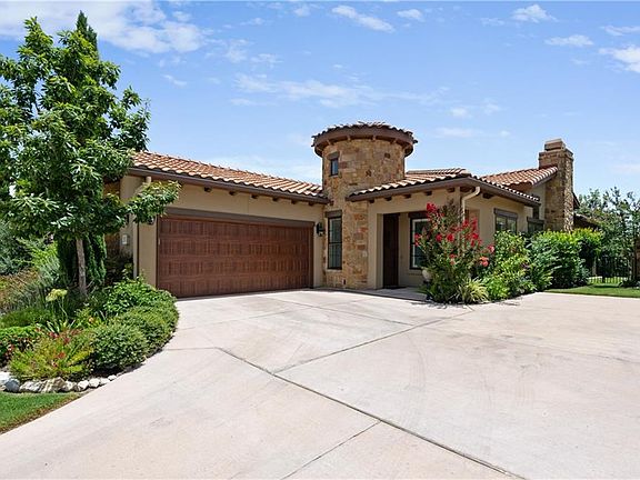 2nd image of 211 Delfino Cir #48