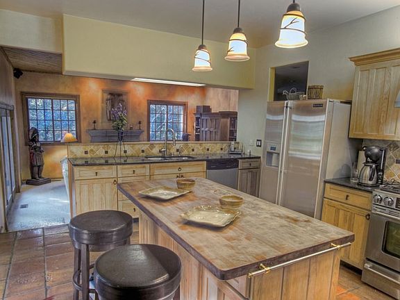 4th image of 16234 S Maramel Dr