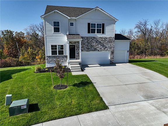 4th image of 2612 Windmill Dr