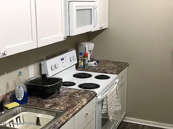 5th image of 3001 S Atlantic Ave APT 11