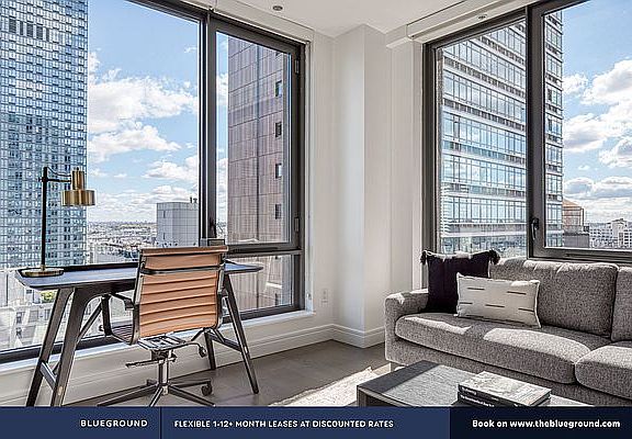 5th image of 2719 44th Dr APT 16A