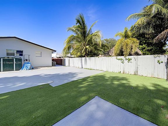 4th image of 1845 NW 15th St #1847