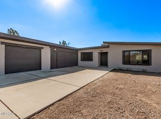 662 E Macon Dr, Corona, AZ 85641