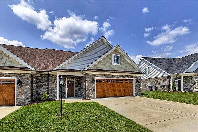 1042 Blackthorne Dr, PA 15644 Zillow