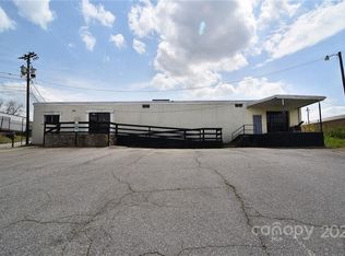 837 13th St NE, Hickory, NC 28601