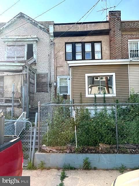2nd image of 3163 Merriel Ave