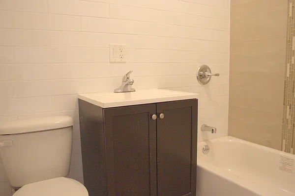 Rented by Bold New York | media 8