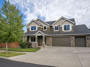 20481 Jacklight Ln, Bend, OR 97702